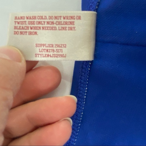 Arizona blue daisy print strapless tankini with side tie bottoms, M - Picture 4 of 15